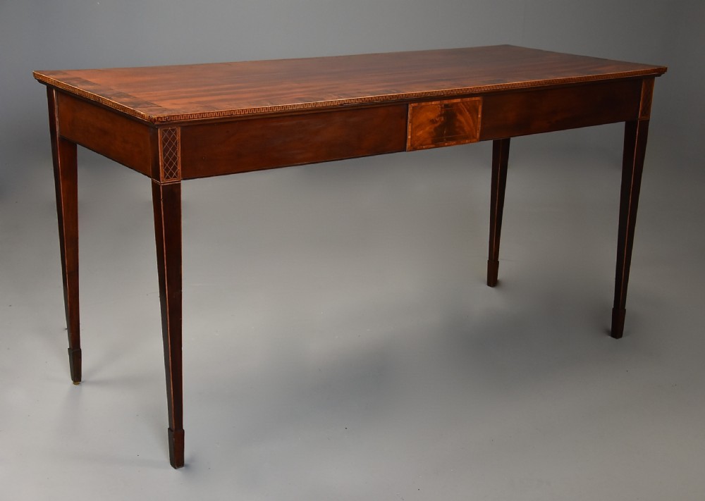 Elegant fine quality, rare 18th century Hepplewhite period mahogany side table View VI