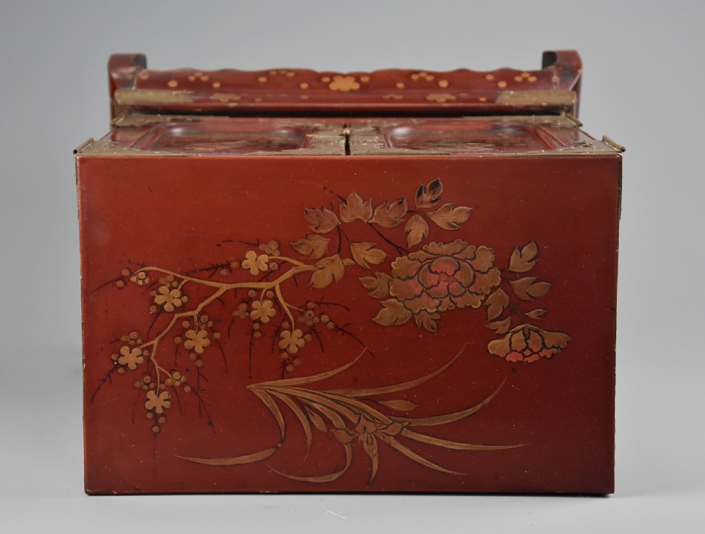 Late 19th century Japanese Meiji red lacquered table cabinet View XI
