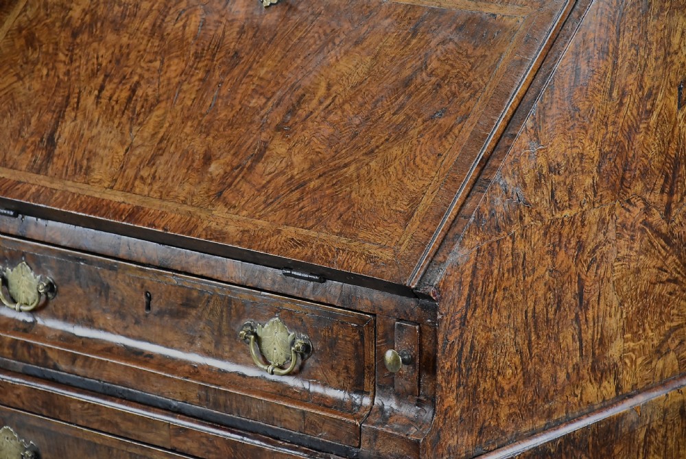 Extremely rare George I pollard oak bureau on stand of superb patina and small proportions View VII