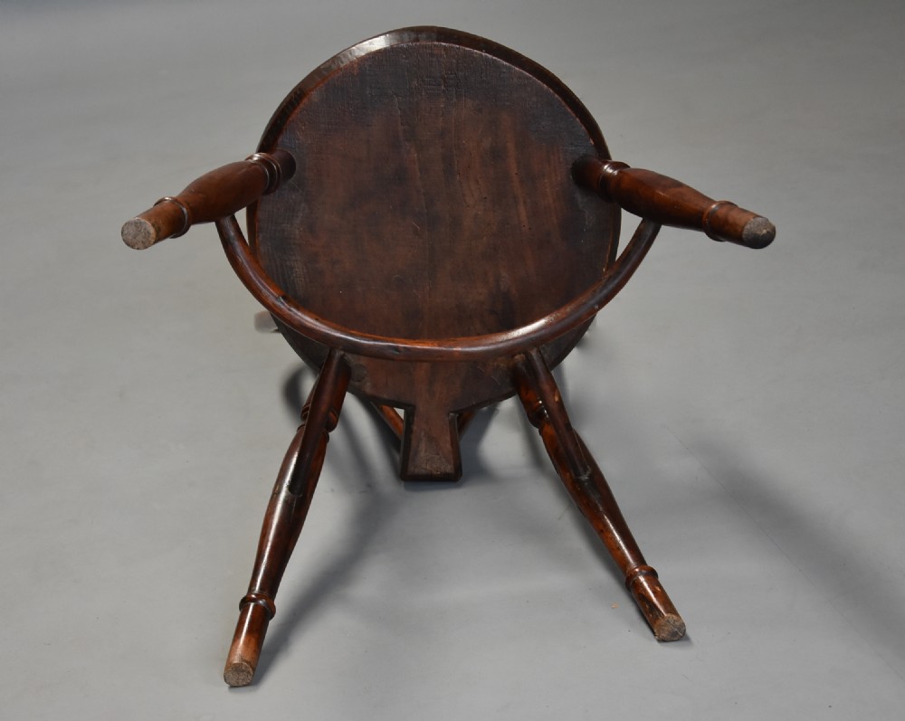Rare early 19th century yew wood wheelback Windsor chair with excellent patina View XIV