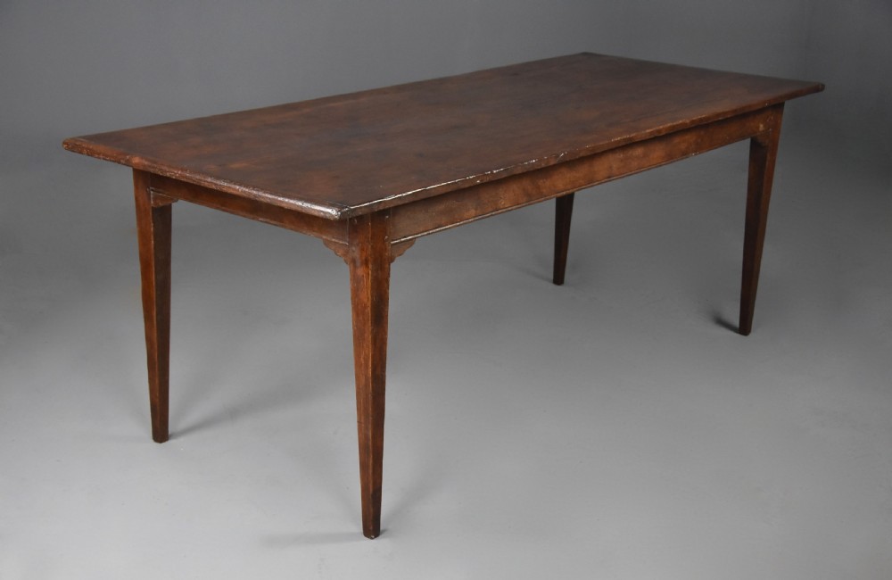 Large late 19thc Arts & Crafts oak farmhouse table of good patina View II