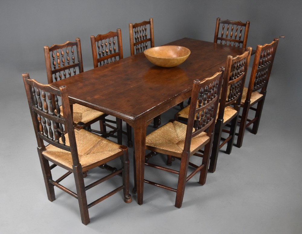 Large late 19thc Arts & Crafts oak farmhouse table of good patina View XI