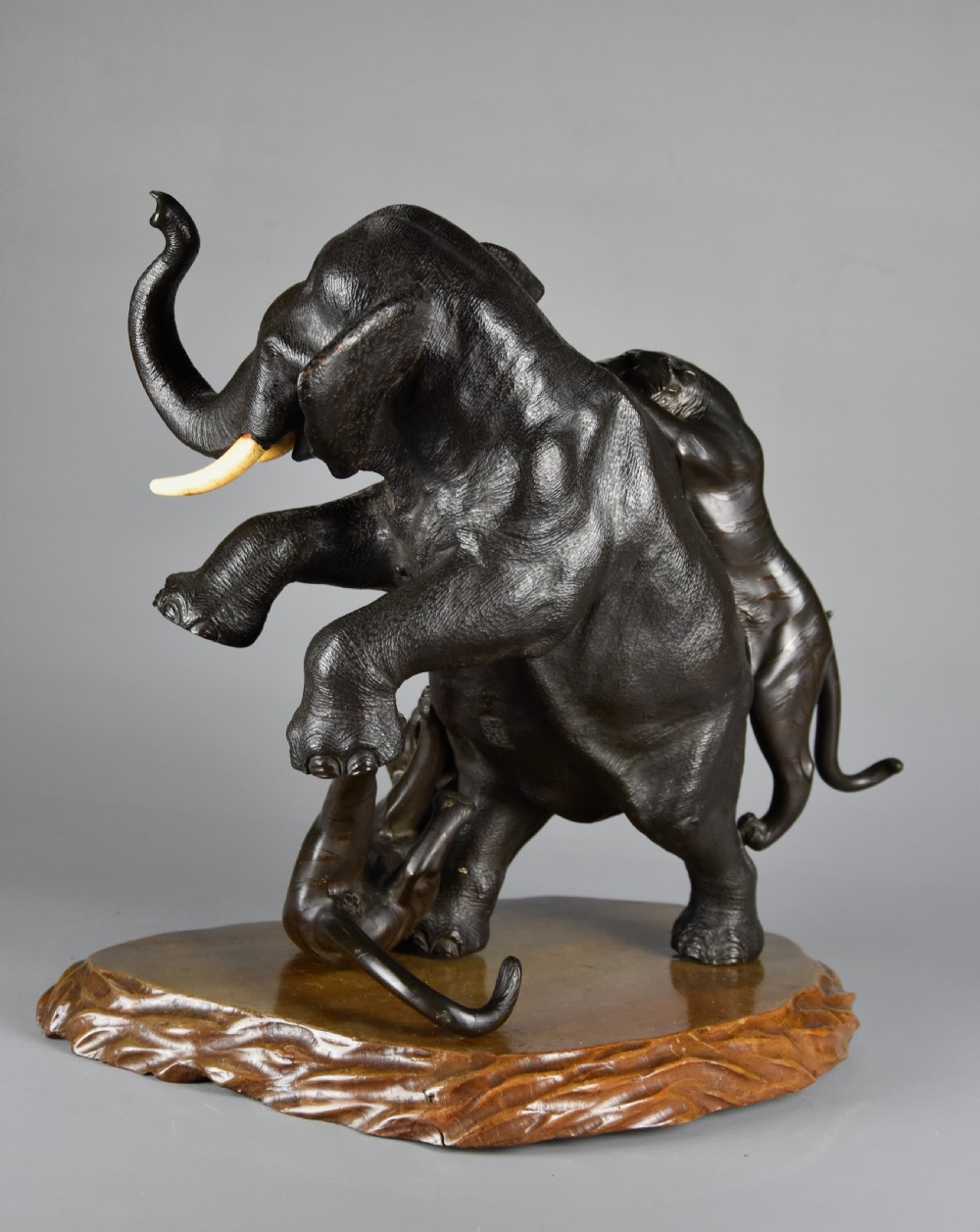 Large fine quality late 19th century Meiji Japanese bronze elephant & tiger group by animalier specialist Genryusai Seiya View XI