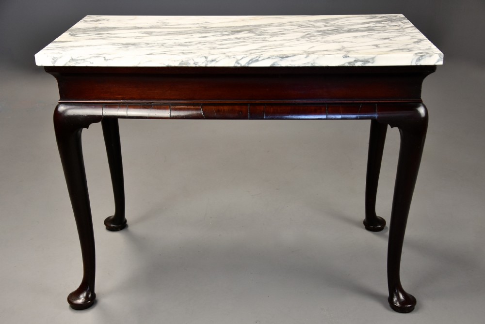Exceptionally rare early 18th century George II walnut centre table with marble top of exquisite original colour View VI