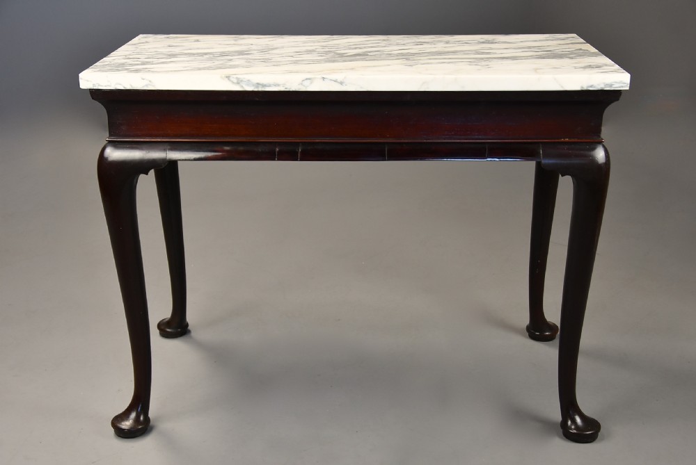 Exceptionally rare early 18th century George II walnut centre table with marble top of exquisite original colour View IX