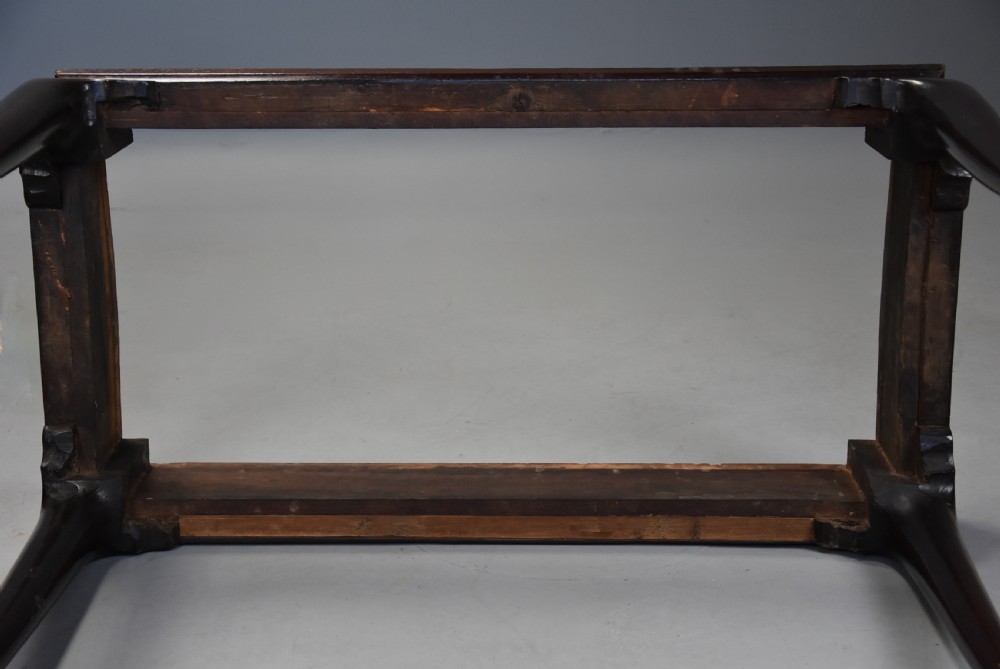 Exceptionally rare early 18th century George II walnut centre table with marble top of exquisite original colour View XV