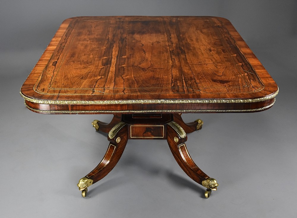 Fine quality early 19th century Regency rosewood breakfast table of exceptional patina