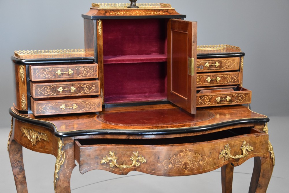 Mid 19th century fine quality burr walnut bonheur du jour in the French style View X