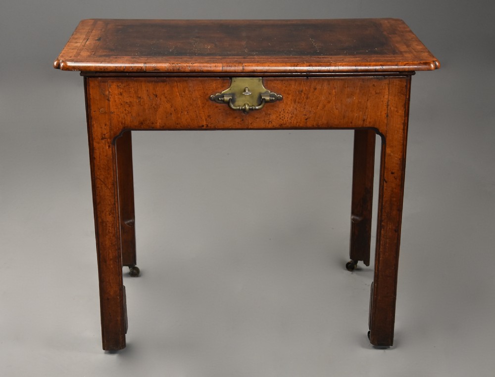 Rare example of an early 18th century English walnut Architect’s table of superb patina View IX