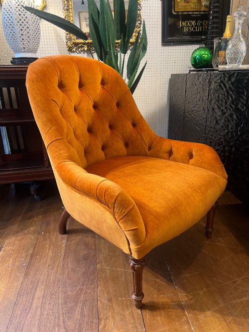 ANTIQUE VICTORIAN BUTTON BACK ARMCHAIR - ADDITIONAL PHOTO 1