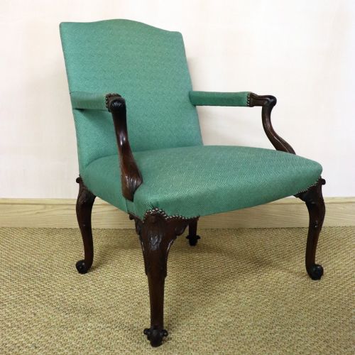 George II Mahogany Gainsborough Chair