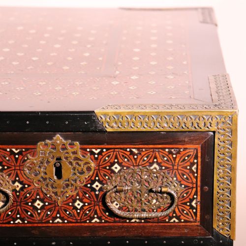 17TH CENTURY INDO PORTUGUESE CABINET CHEST WITH PROVENANCE - ADDITIONAL PHOTO 7