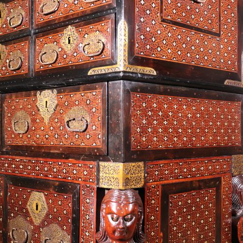 17TH CENTURY INDO PORTUGUESE CABINET CHEST WITH PROVENANCE - ADDITIONAL PHOTO 10