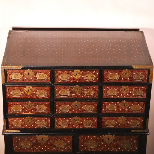 17TH CENTURY INDO PORTUGUESE CABINET CHEST WITH PROVENANCE - ADDITIONAL PHOTO 29