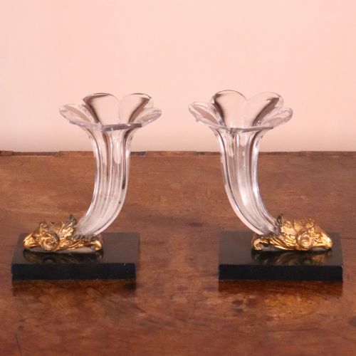 PAIR OF REGENCY GILT BRONZE AND GLASS CORNUCOPIAS - ADDITIONAL PHOTO 1