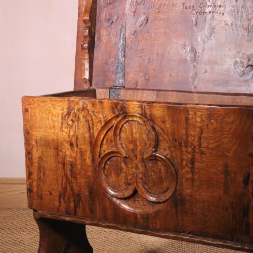 ARTS AND CRAFTS JACK GRIMBLE POLLARD OAK COFFER CHEST - ADDITIONAL PHOTO 11