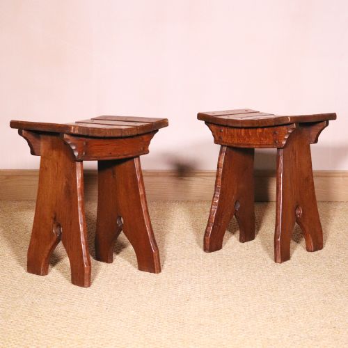 ARTS AND CRAFTS PAIR OF JACK GRIMBLE OAK STOOLS - ADDITIONAL PHOTO 2