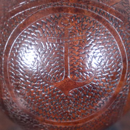 19TH CENTURY NAIVE CARVED COCONUT BUG BEAR FLASK - ADDITIONAL PHOTO 10