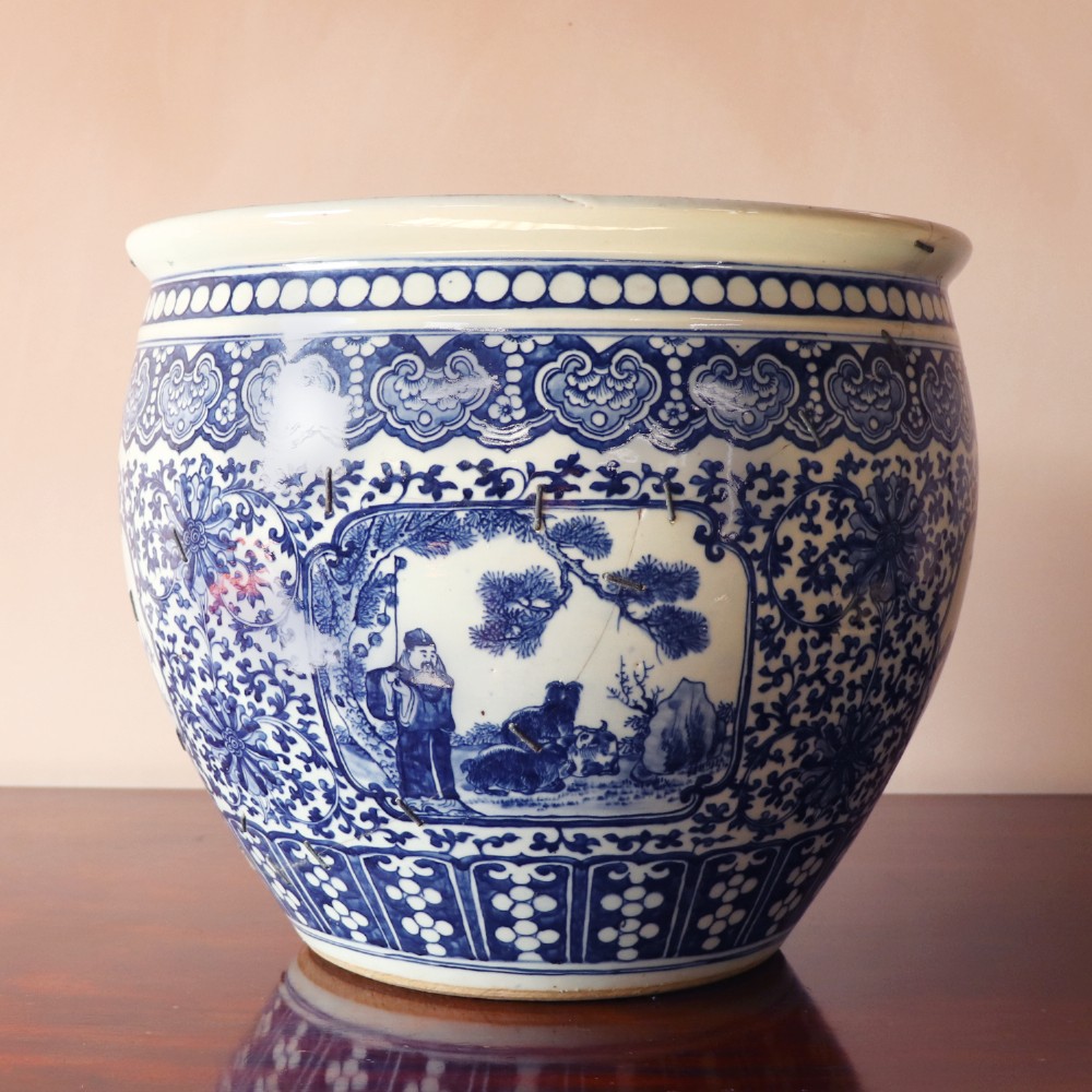 19th Century Chinese Blue and White Fish Bowl or Jardiniere 