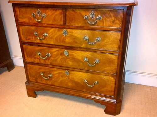 Georgian Mahogany Chest of Drawers C1785