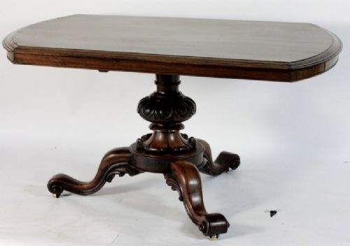 A Victorian Rosewood Centre/sofa Table