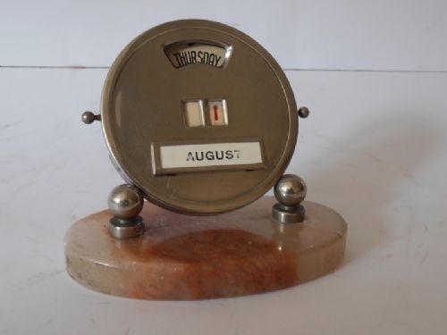 Art Deco Desk Calender