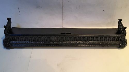 A Victorian Cast Iron Black Fender