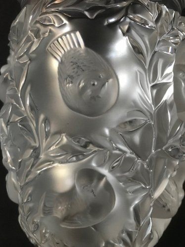 fig 1. R Lalique France - Vase - Bagatelle