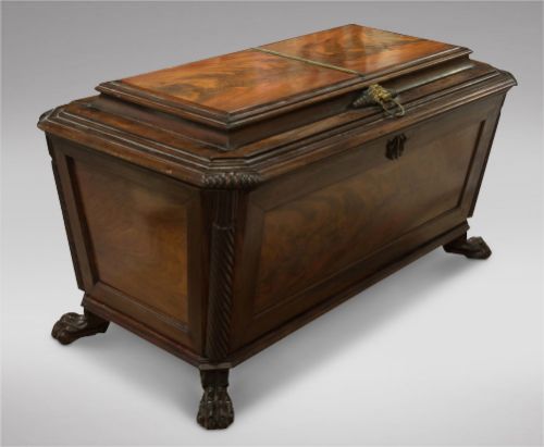 A Lovely Irish Mahogany Cellerette 19thc