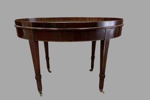 Mahogany Inlaid Oval Coffee/side Table
