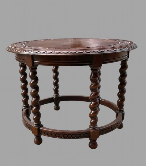 An Oak Circular Side/coffee Table
