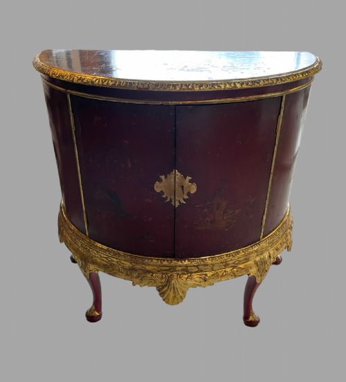 A 19thc Chinoiserie Cabinet