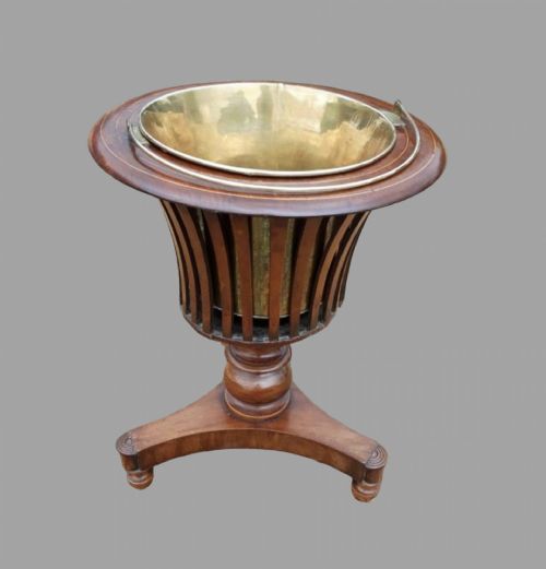 A GEORGIAN REGENCY MAHOGANY JARDINIRE - ADDITIONAL PHOTO 2