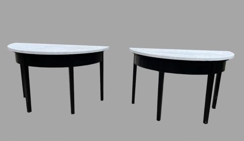 A Pair of Attractive Late Georgian Console/demi Lune Tables
