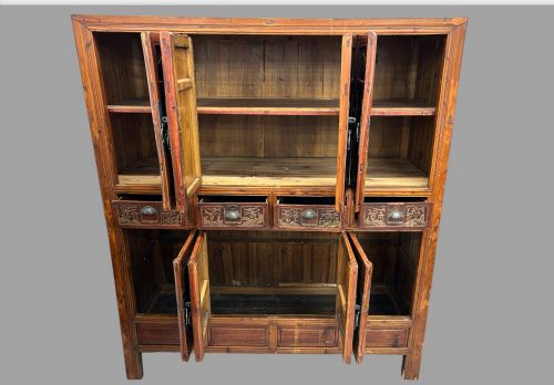 AN EARLY 20THC CHINESE WEDDING CABINET WITH DRAWERS - ADDITIONAL PHOTO 1