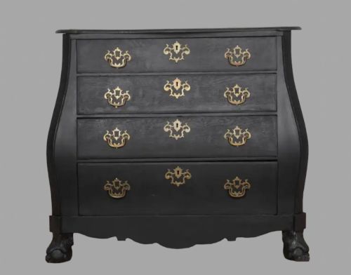 A 19thc Commode Chest of Drawers