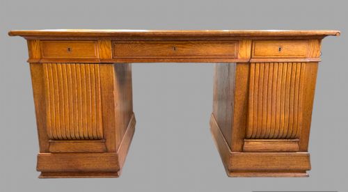 A Lovely C1930 Danish Oak Desk