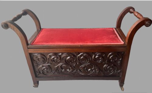 A Versatile Oak C1900 Settle/piano Stool