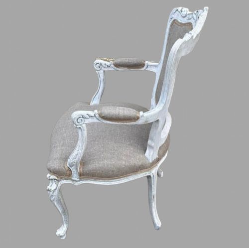 A GREAT PAIR OF C1895 LATER PAINTED FAUTEUIL ARMCHAIRS - ADDITIONAL PHOTO 1