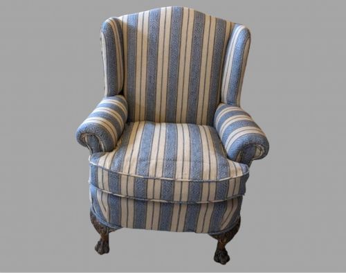 A SUPERB 1920'S WING ARMCHAIR - ADDITIONAL PHOTO 3
