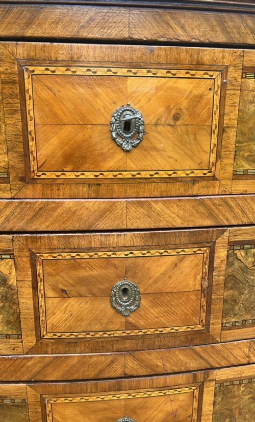 A LATE 19TH CENTURY CONTINENTAL MARBLE TOPPED COMMODE - ADDITIONAL PHOTO 8
