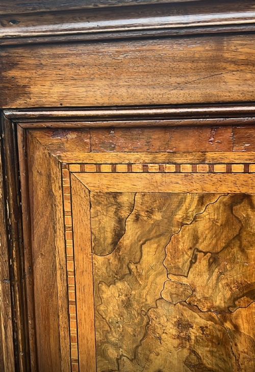 A LATE 19TH CENTURY CONTINENTAL MARBLE TOPPED COMMODE - ADDITIONAL PHOTO 10