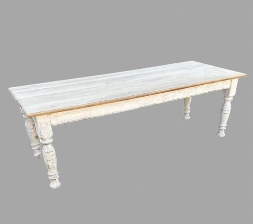 A BLEACHED OAK DININGKITCHEN TABLE