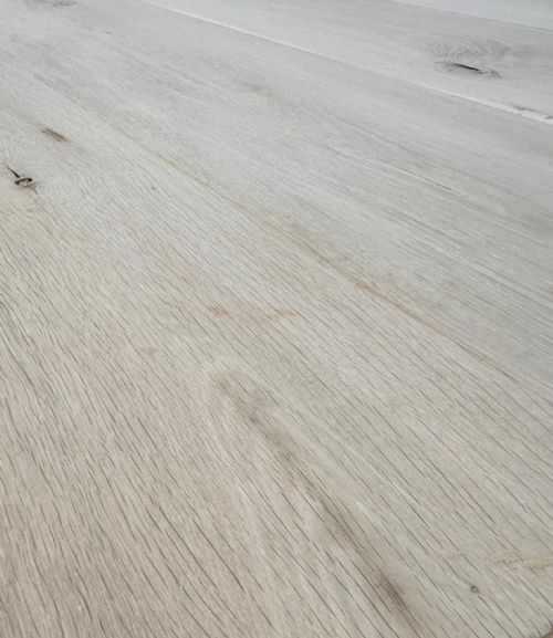 A BLEACHED OAK DININGKITCHEN TABLE - ADDITIONAL PHOTO 5