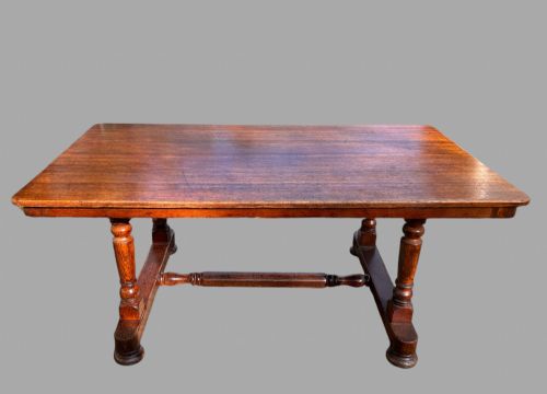 A LOVELY GOOD SIZED OAK DININGKITCHENHALL TABLE - ADDITIONAL PHOTO 1