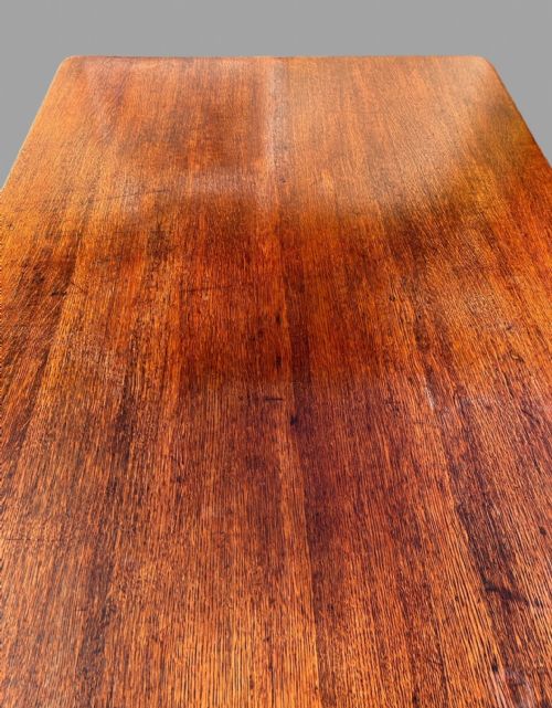 A LOVELY GOOD SIZED OAK DININGKITCHENHALL TABLE - ADDITIONAL PHOTO 5