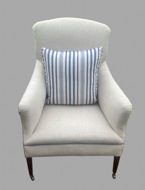 AN ATTRACTIVE TRADITIONAL EDWARDIAN FIRESIDE ARMCHAIR - ADDITIONAL PHOTO 3