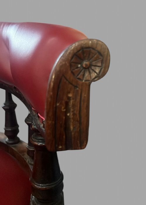 A VICTORIAN OAK FRAMED ELBOW CHAIR - ADDITIONAL PHOTO 3