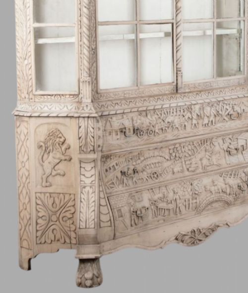A LOVELY 19THC BLEACH WASHED DUTCH OAK DISPLAY CABINET ON CHEST - ADDITIONAL PHOTO 6