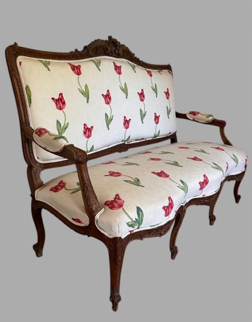 fig 1. An Attractive French Early 20th Century Canapé